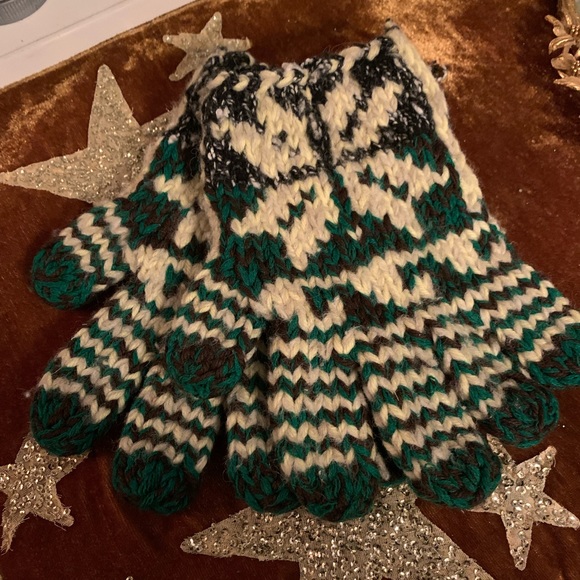 Other - Bohemian Wool Gloves